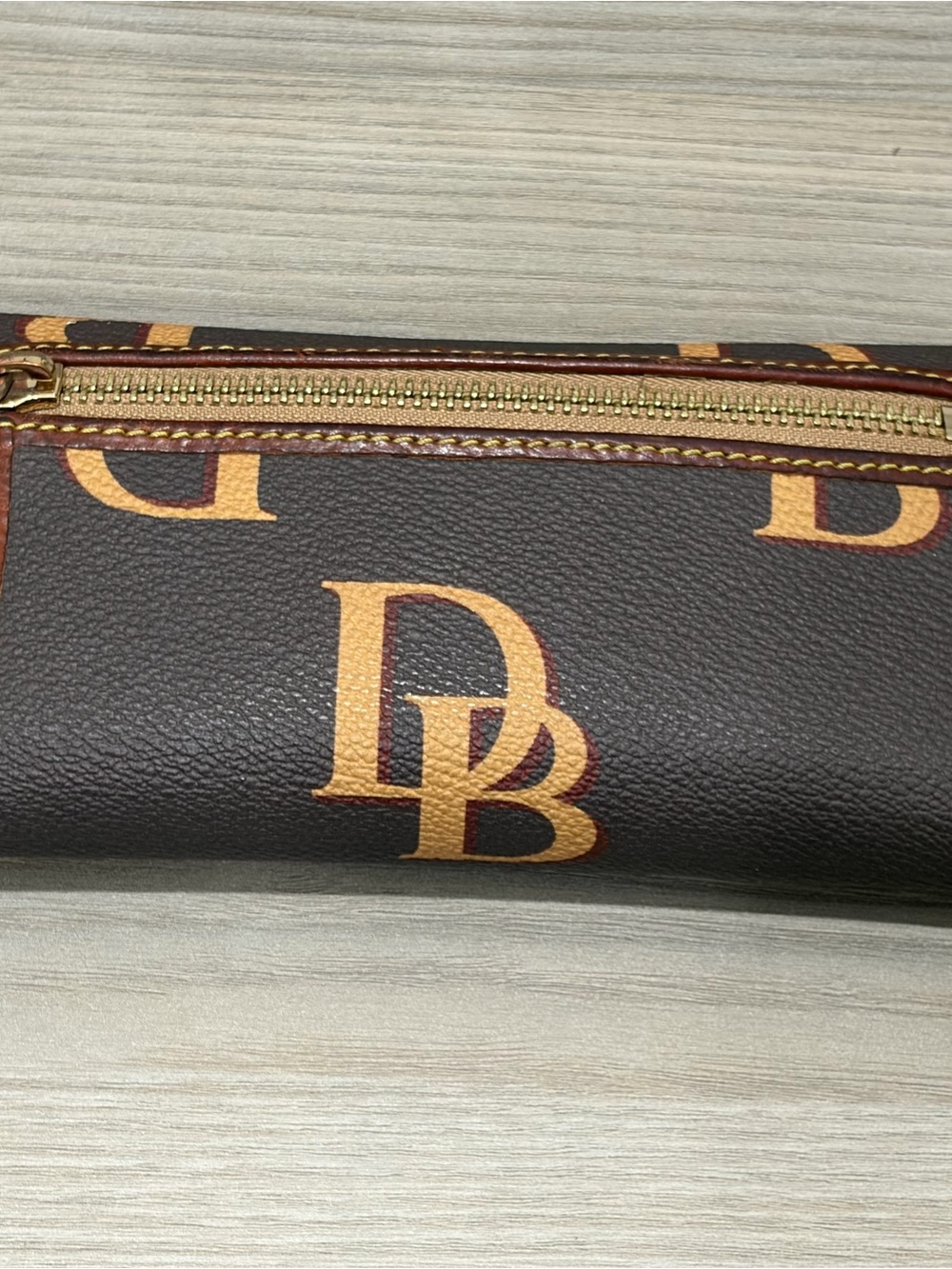 Dooney & Bourke Cognac Brown Leather Long Wallet with ID Window - Picture 8 of 8